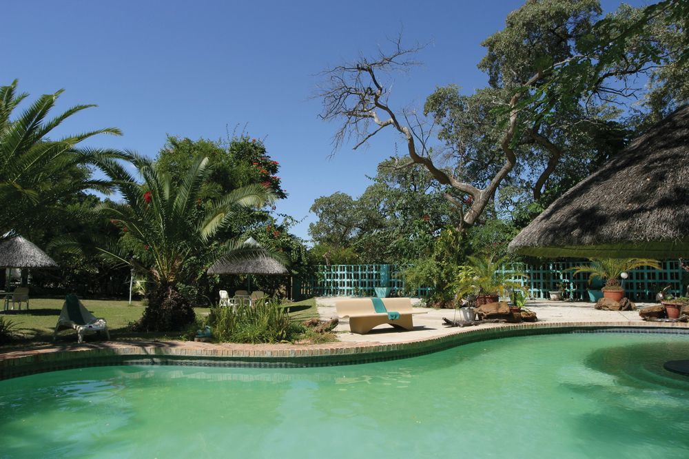 Protea Hotel By Marriott Zambezi River Lodge Katima Mulilo Exteriör bild