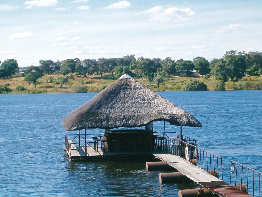 Protea Hotel By Marriott Zambezi River Lodge Katima Mulilo Exteriör bild
